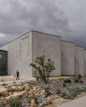 东区地区娱乐中心丨美国埃尔帕索丨In*Situ Architects,Perkins&Will