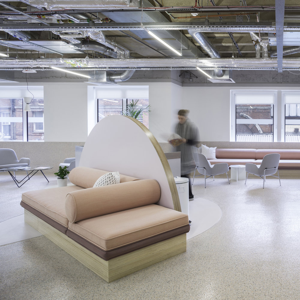 英国天使广场的办公集团  Shed-14