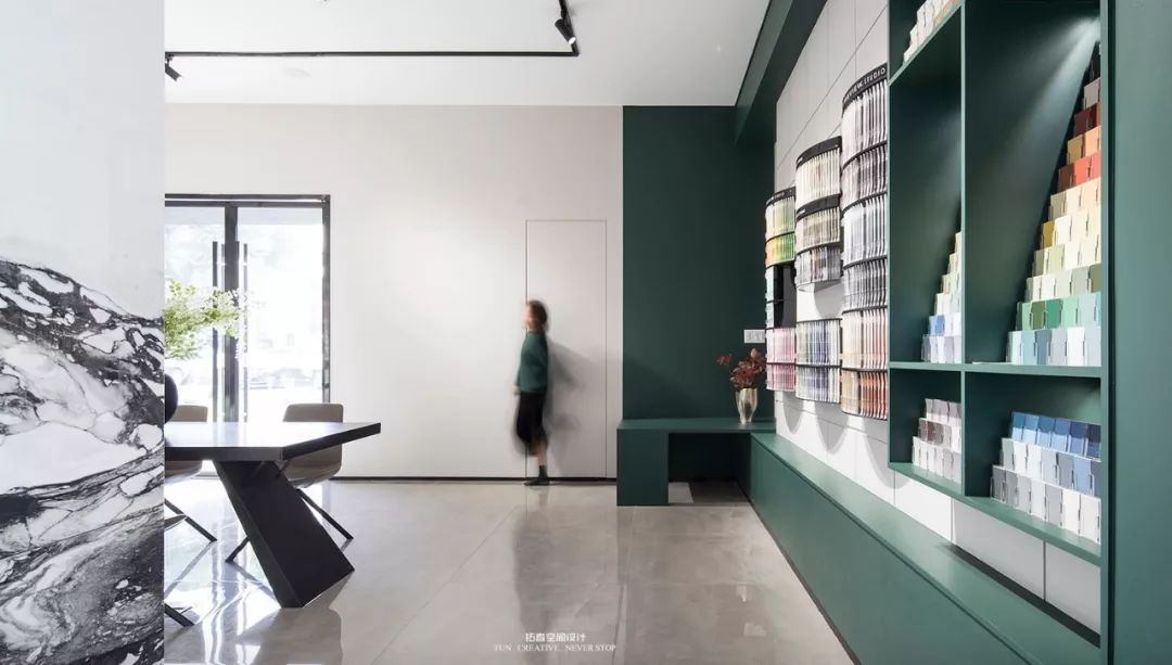 60 平米绍兴本杰明摩尔店，洛戈软装陈设打造空间榜样-17