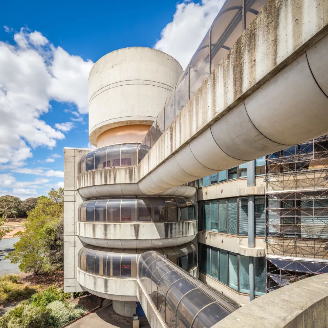 粗野乌托邦 · John Andrews 的理想重塑丨加拿大多伦多-54