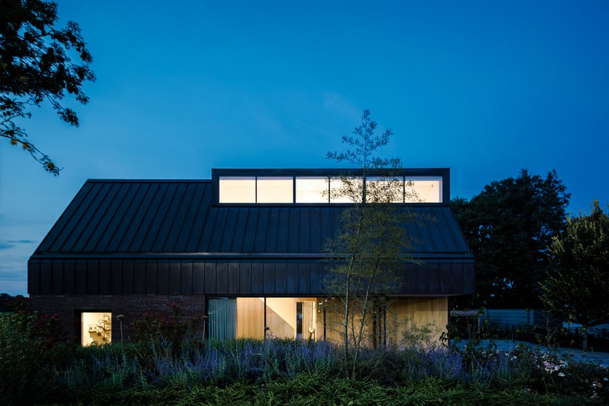 Contemporary Dutch Villa by EVA Architecten-20
