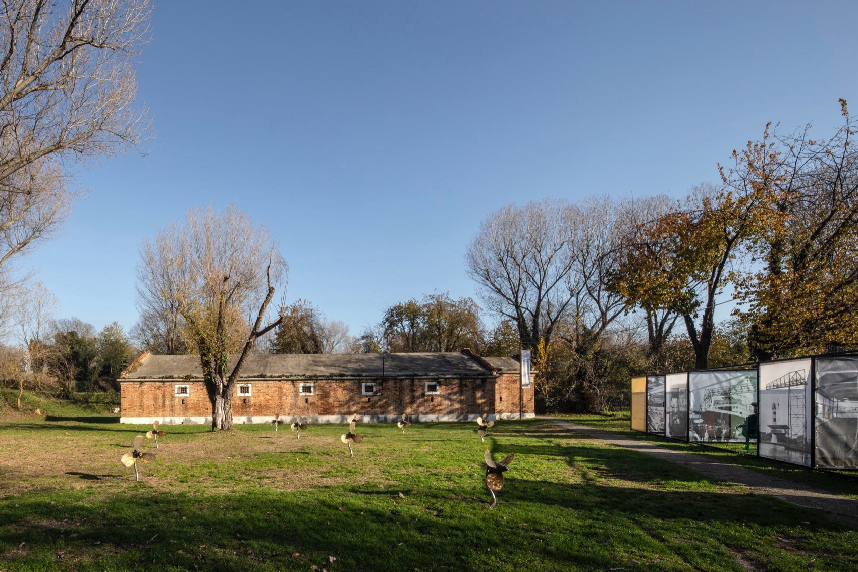 威尼斯的公共交通展览丨意大利丨120 grammi laboratorio di architettura-3