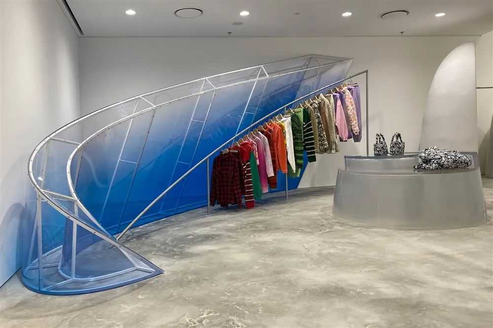 川久保玲亲自操刀，Dover Street Market Beijing 全新北京店铺设计-53