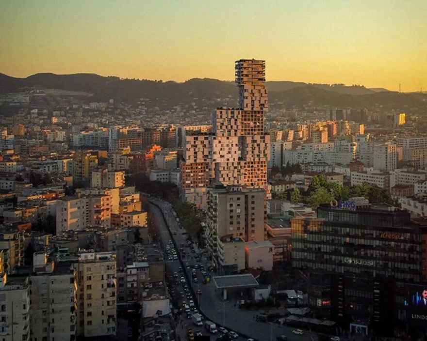 垂直时间丨阿尔巴尼亚地拉那丨葡萄牙建筑工作室 OODA-2