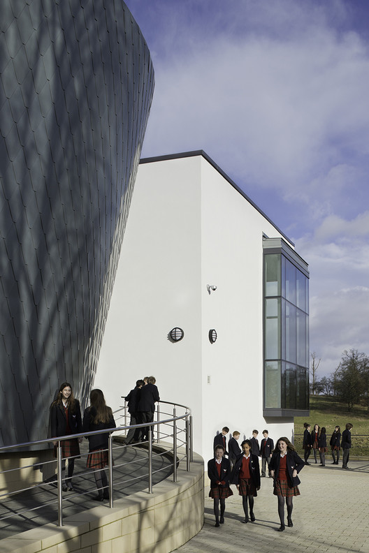 Princess Alexandra Auditorium  Associated Architects LLP-4