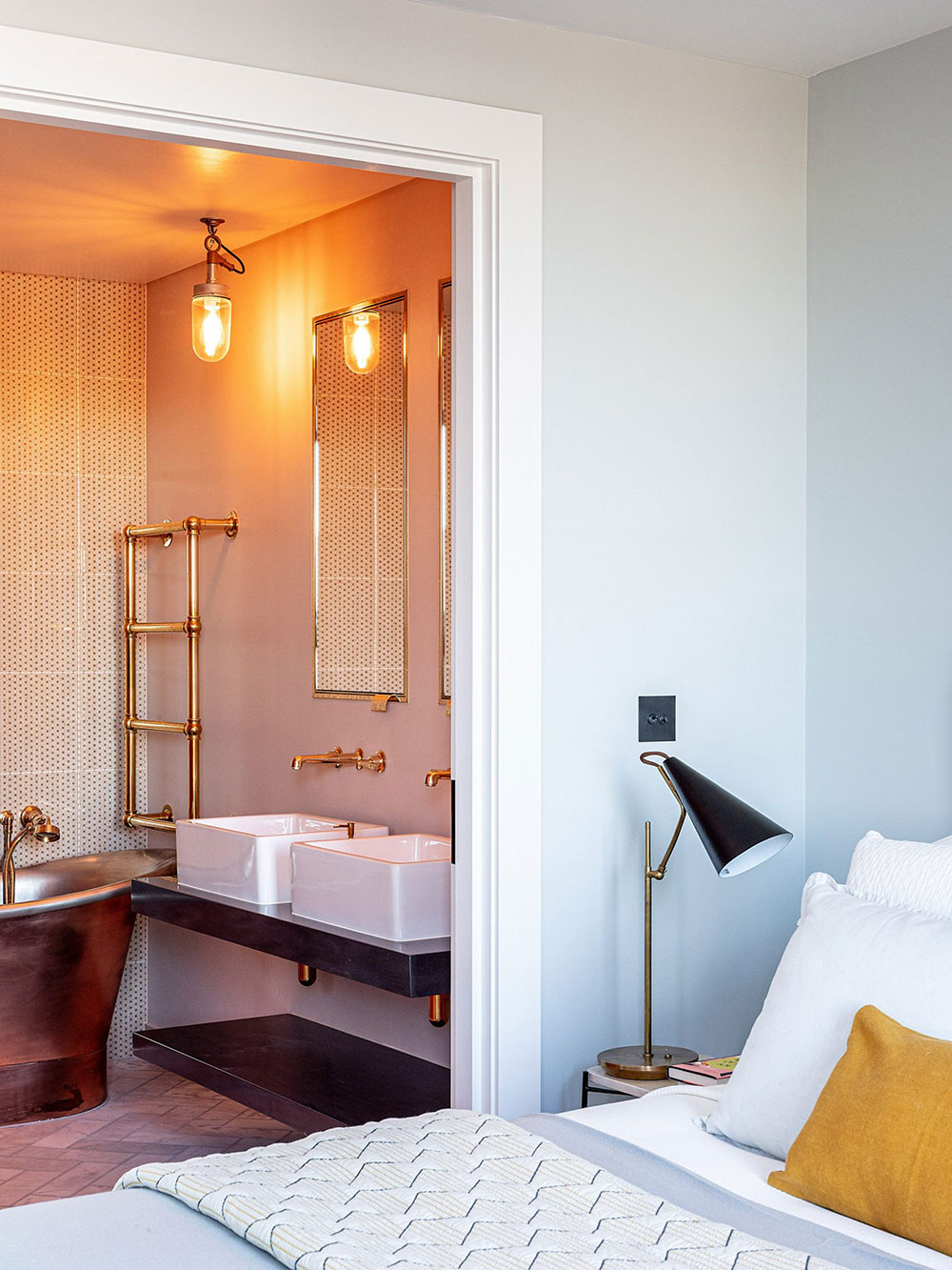 伦敦电池电站改造的时尚公寓设计-10