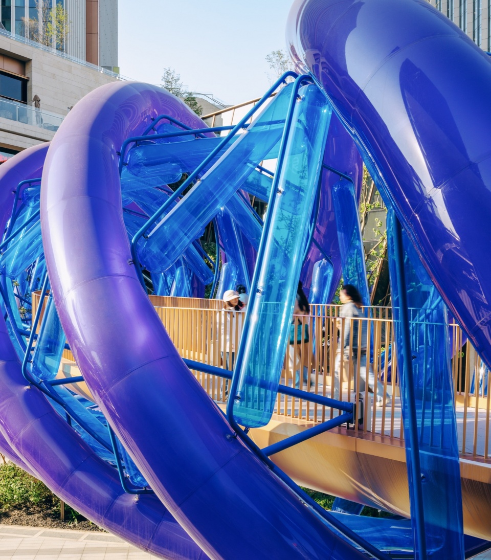 旋膜廊桥和六角金星丨中国上海丨众建筑,众建筑&友谊万岁-47