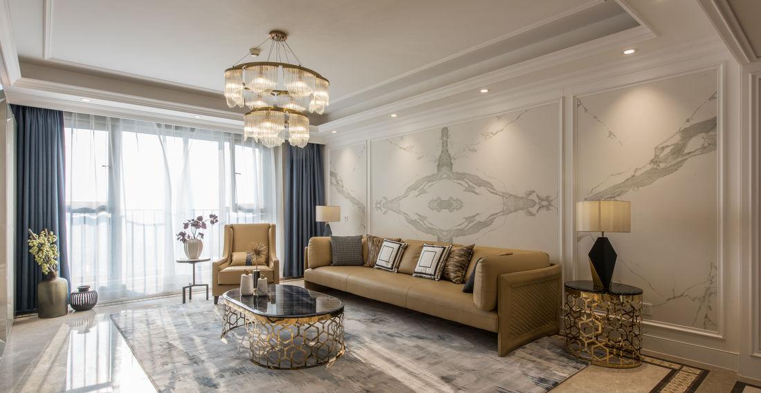 暖色调中海城市广场，金属与岩板的温馨空间-3