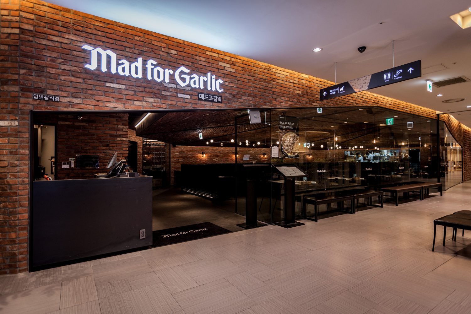Mad For Garlic Pyeongtaek AK Plaza branch interior design-12