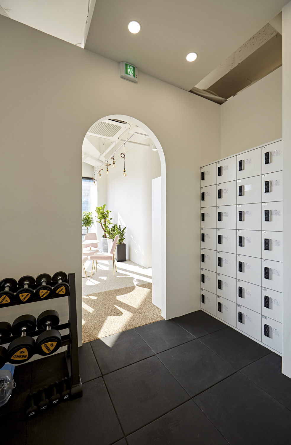 51 平小户型的现代极简设计-13