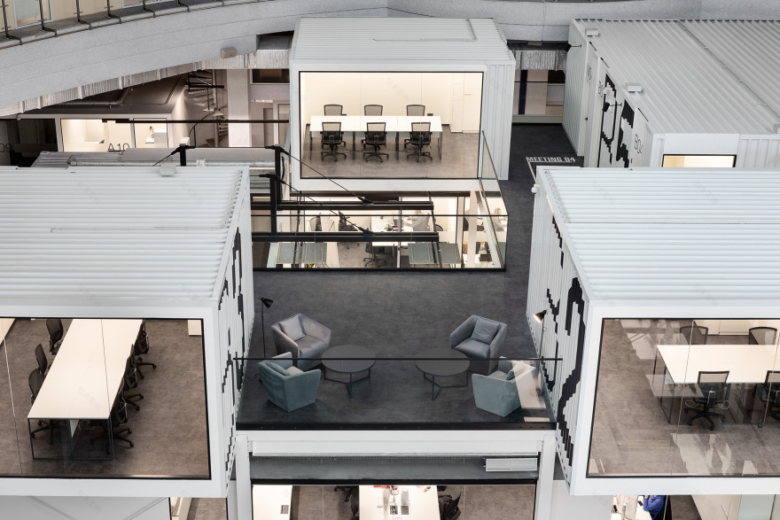 乌克兰 Kharkiv 创新 IT 学校与联合办公空间设计-6