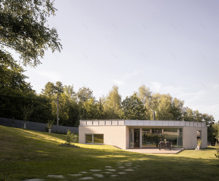 森林边缘的房子丨Papundekl Architects-26