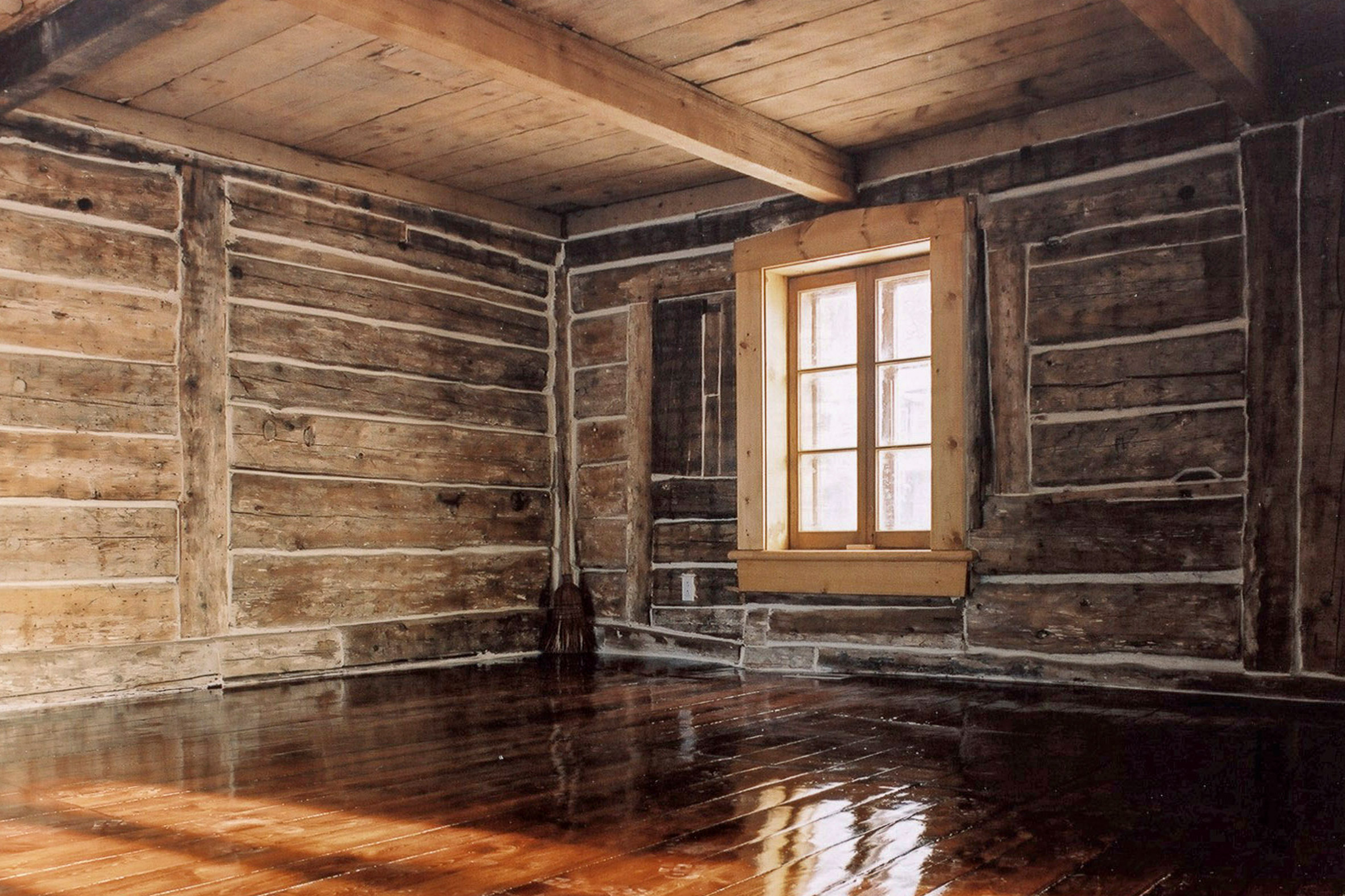 Atelier Pierre Thibault expands Montreal home to create writer's studio-11