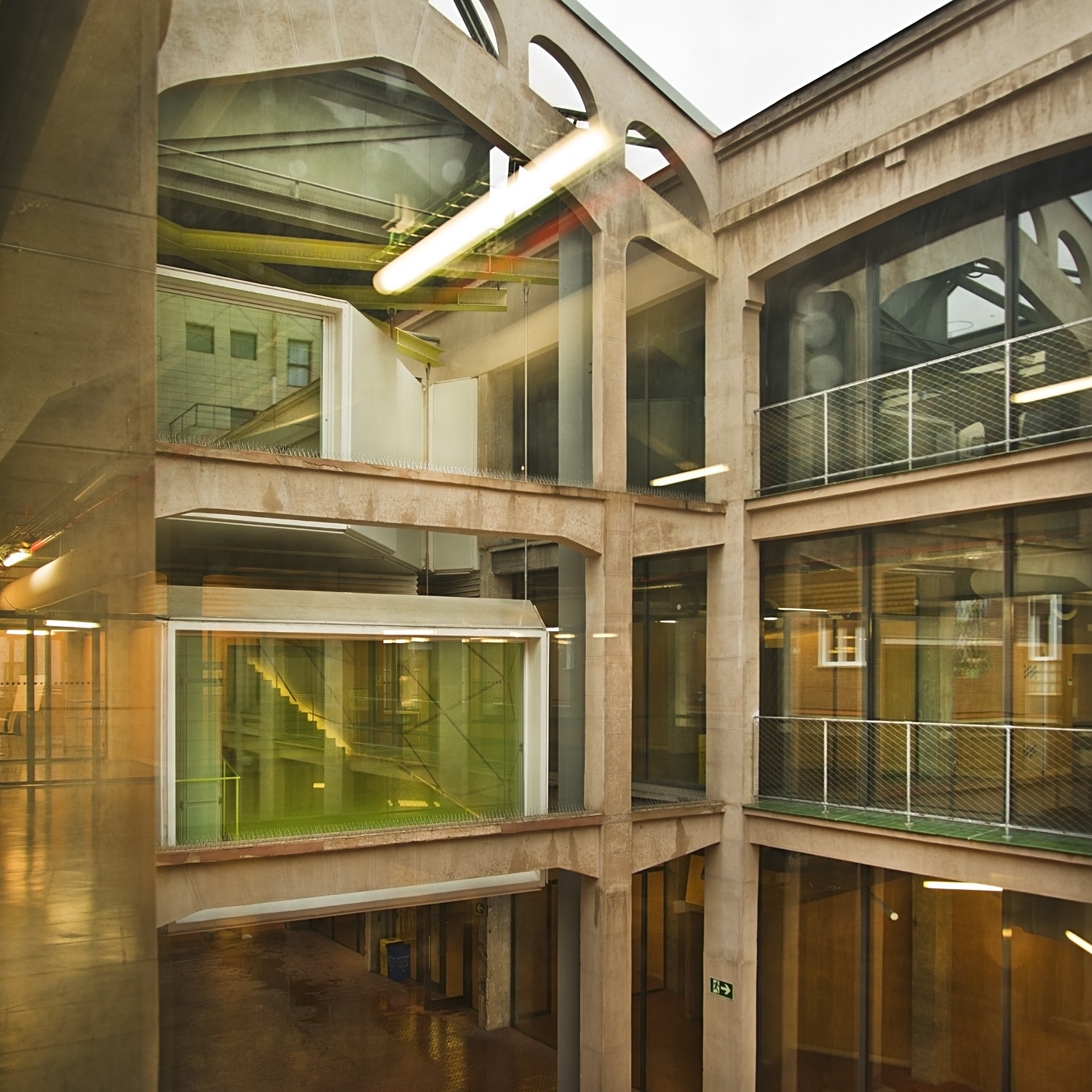 马德里新文化艺术地标 | Serrería Belga 多功能空间设计-0