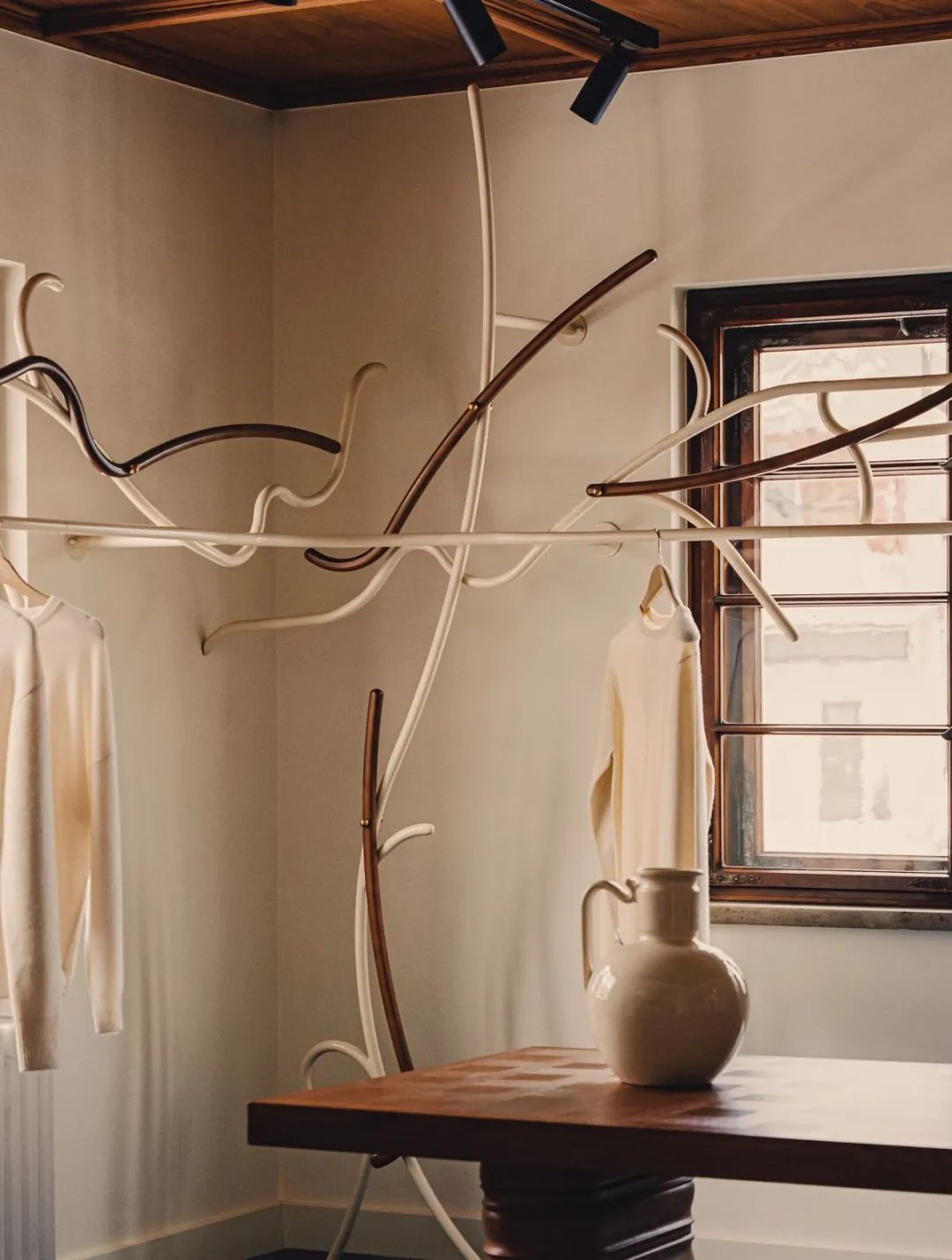 德国 Apropos 商店丨Paradowski Studio 与 Unzen 合作-6