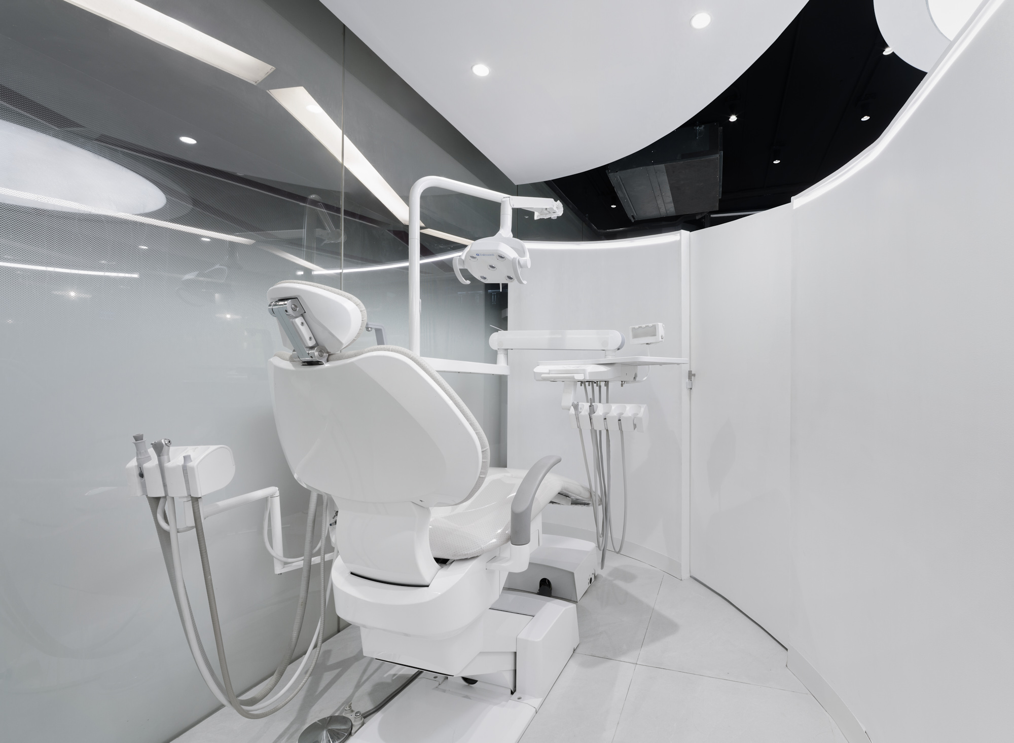 Resmile Dental Wellness-13