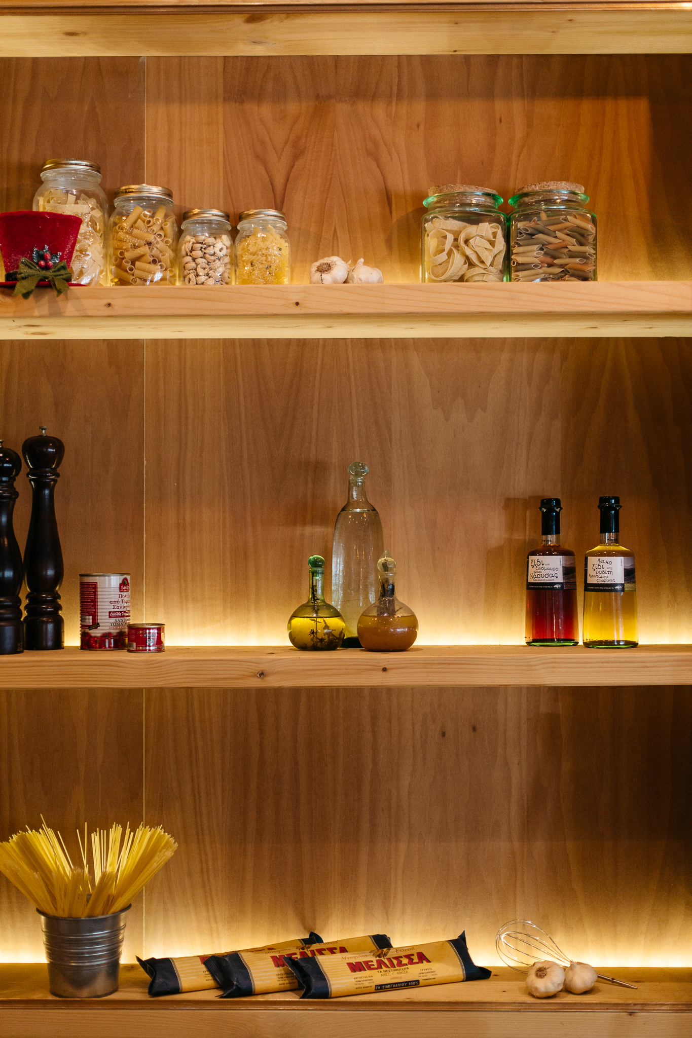 波尔图菲诺比萨店 | 地中海风情与意大利建筑的完美结合-23