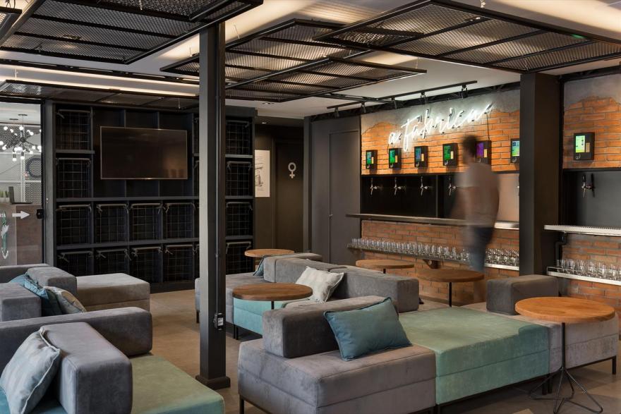 一家法布里卡工作酒吧-6