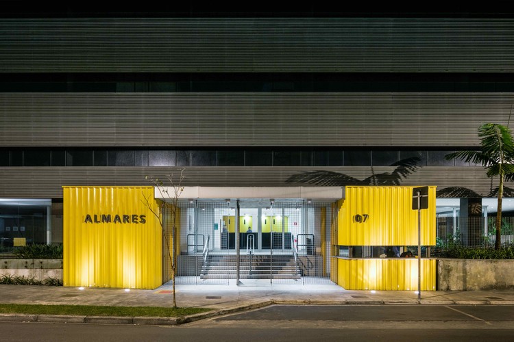 Almares Building  Reinach Mendonça Arquitetos Associados-11