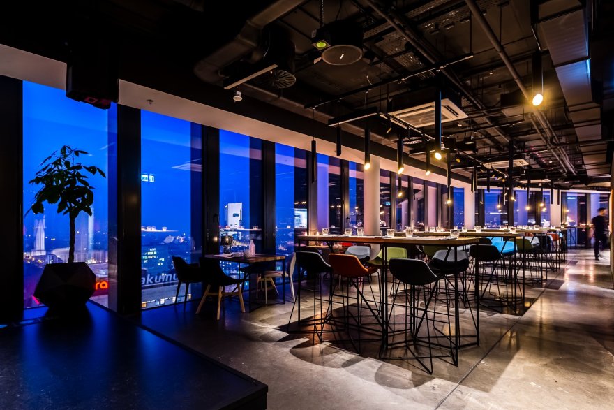 都市之巅 · MUS 餐厅的现代空间设计-21