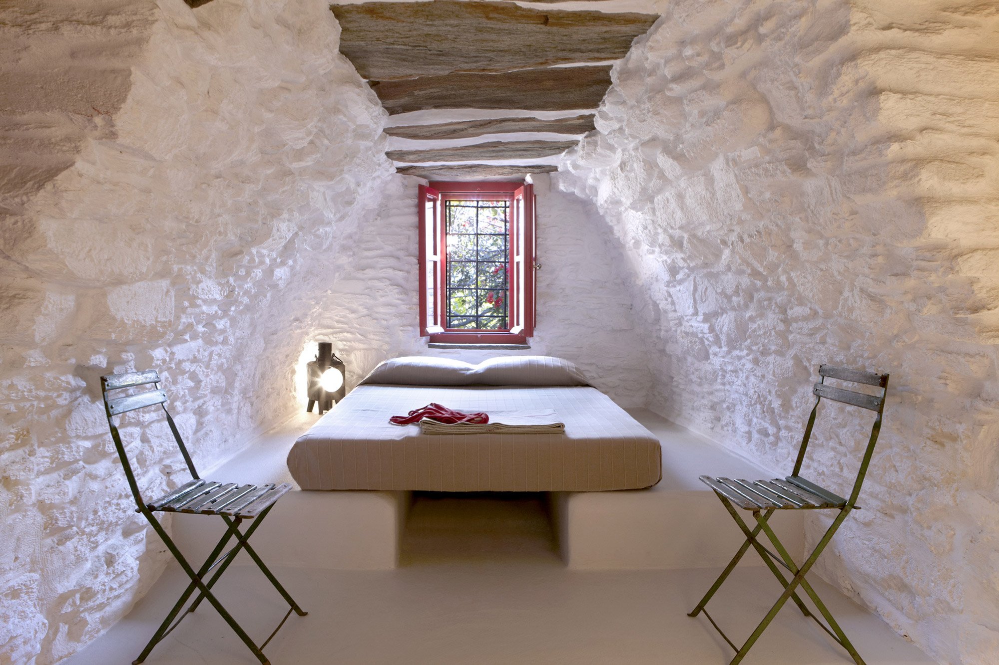 Red 3 beach houses Tinos Stones-Walls-5