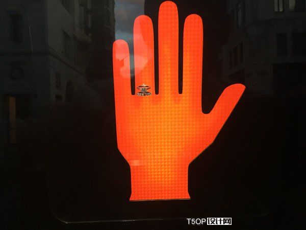 2017年9月伦敦街边秋冬季橱窗设计-20