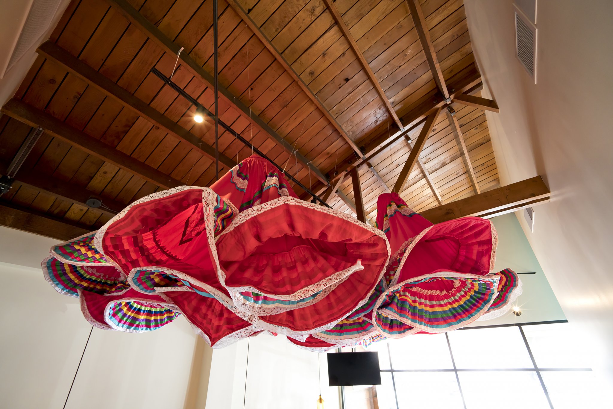 墨西哥风情餐厅设计，传统与现代的完美融合-11