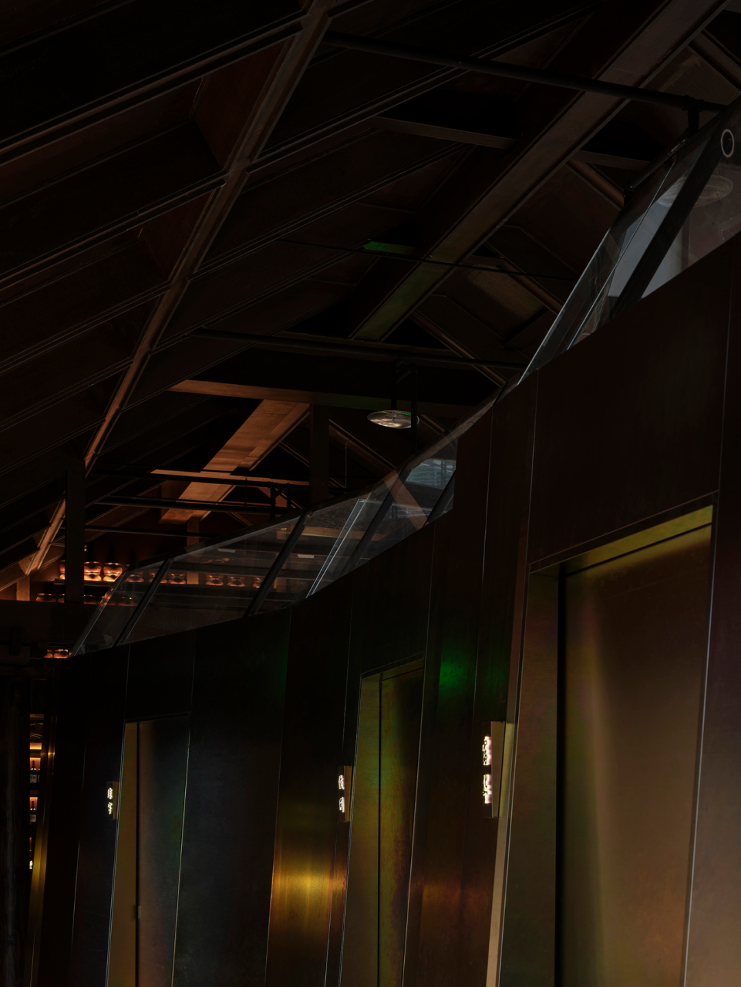 老铺烤鸭·老城根店丨中国西安丨陈海空间设计工作室-47