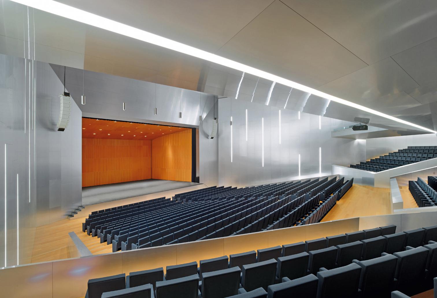 马洛卡岛会议中心酒店 | 海景与城市边界交融的设计佳作-22