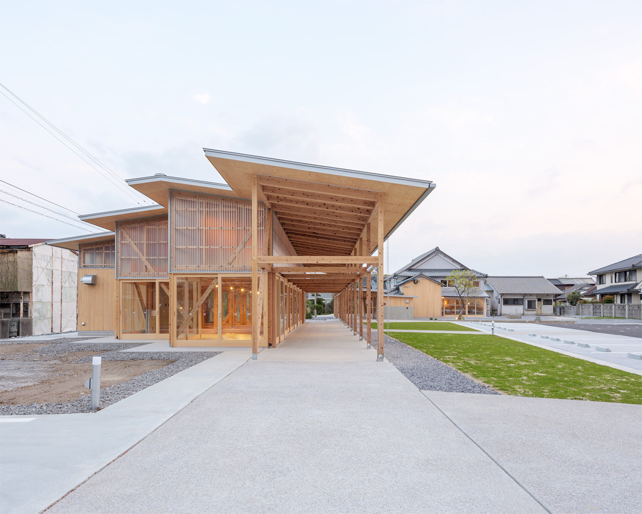 鶴川商店街周辺拠点施設 – TAKAO SHIOTSUKA ATELIER-21