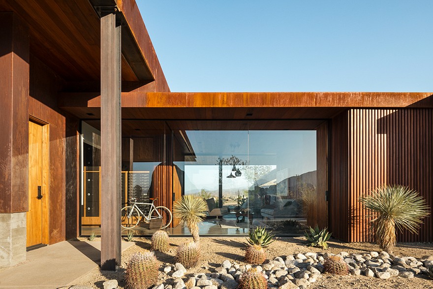 Desert Palisades Guard House by Studio AR-15