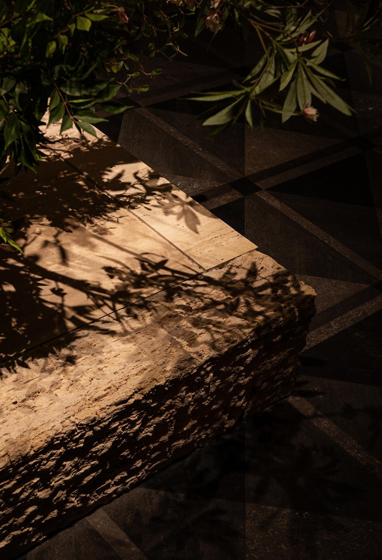 研质共设 · 重庆龙湖御湖境丨中国重庆丨室内设计为研质共设,建筑设计为ZEN正象设计,景观设计为UMS里表都会-53