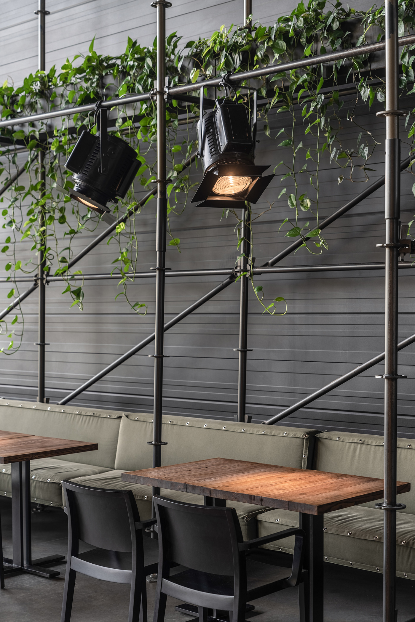 MOVA 啤酒空间丨乌克兰丨balbek bureau-54