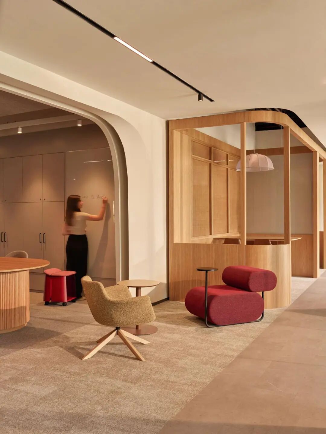 雀巢Hilltown办公室丨土耳其伊斯坦布尔丨Studio 13 Architects-3