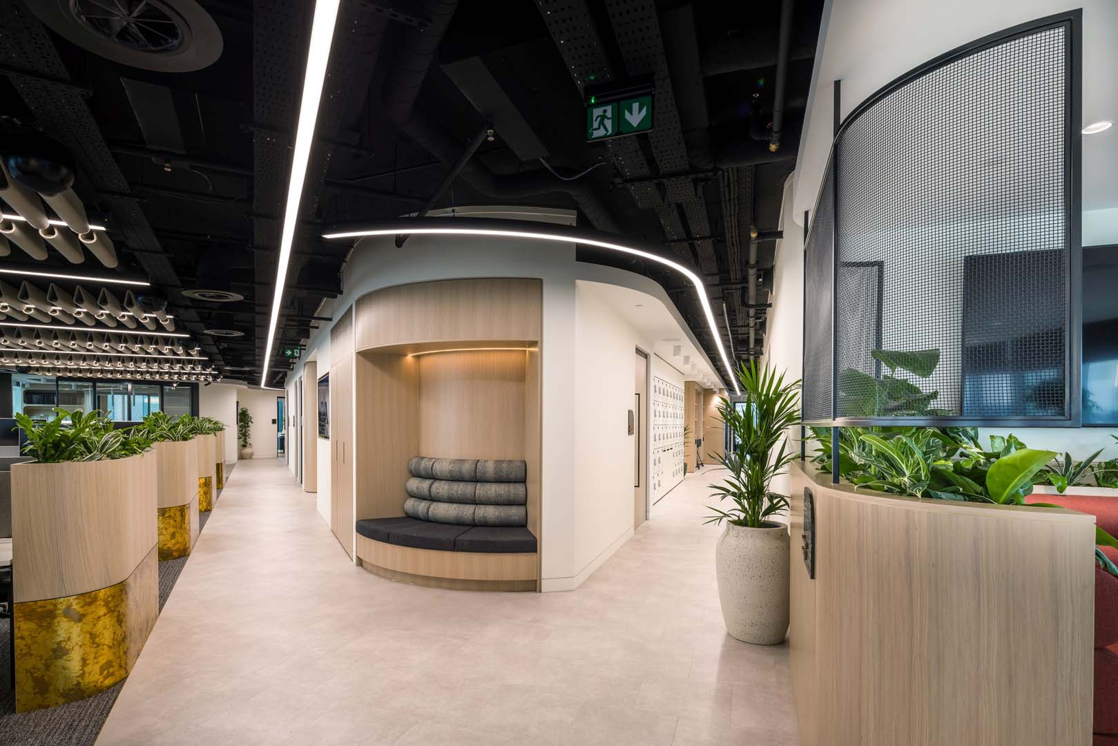 丨英国曼彻斯特丨SpaceInvader-11