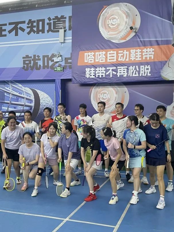 #华与华每周新作# 嗒嗒旋扣全新品牌战略-12