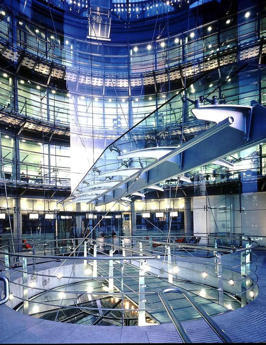 与有荣焉！英国电视第四台伦敦总部成为二级历史建筑 Channel 4 HQ in London listed Grade II-63