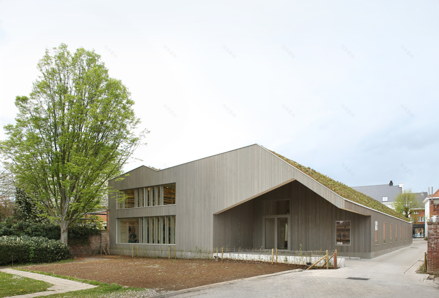 Pedico Shop / murmuur architecten + Robbrecht & Daem architecten-11