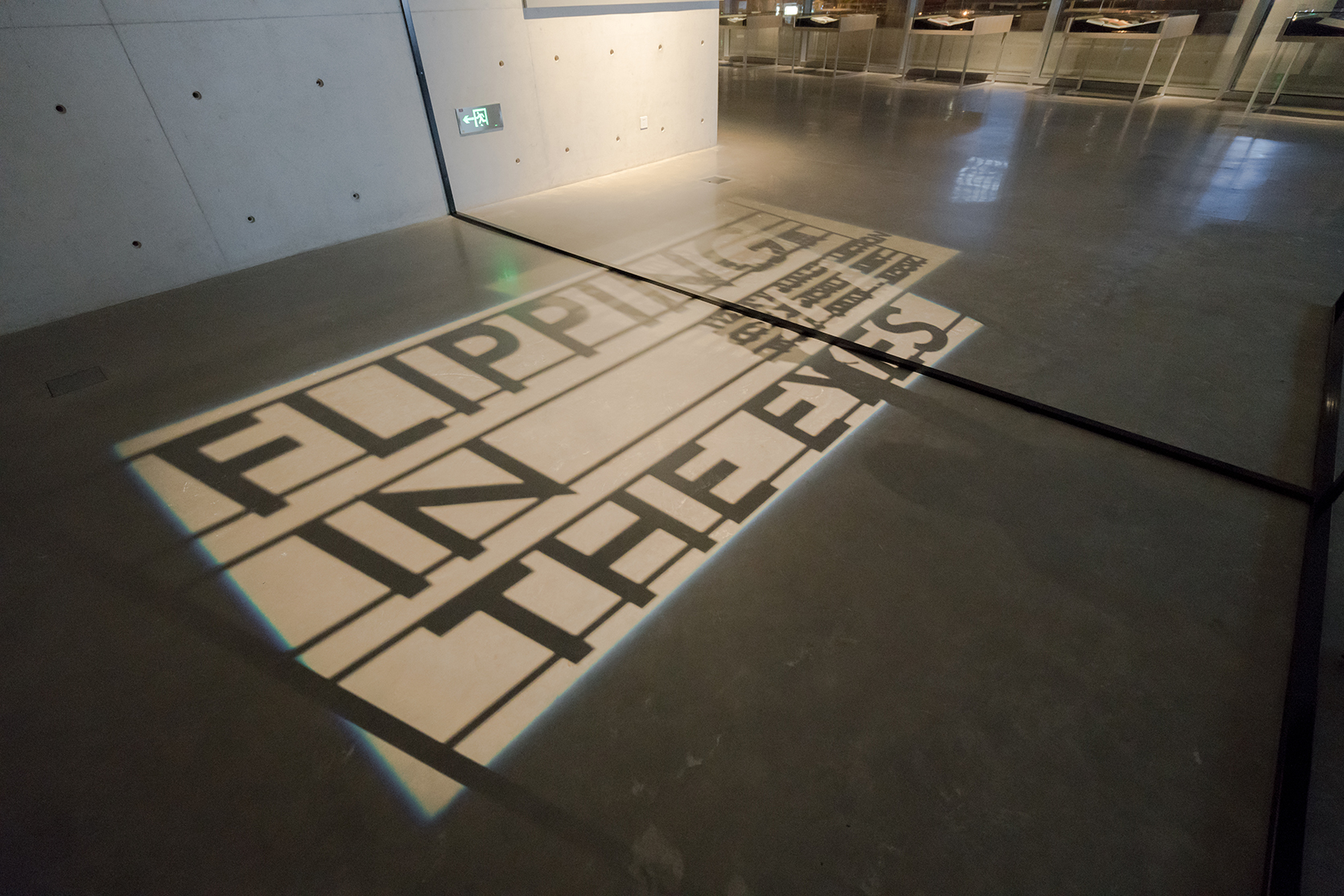 当代书籍展览丨谢子龙影像艺术馆-6