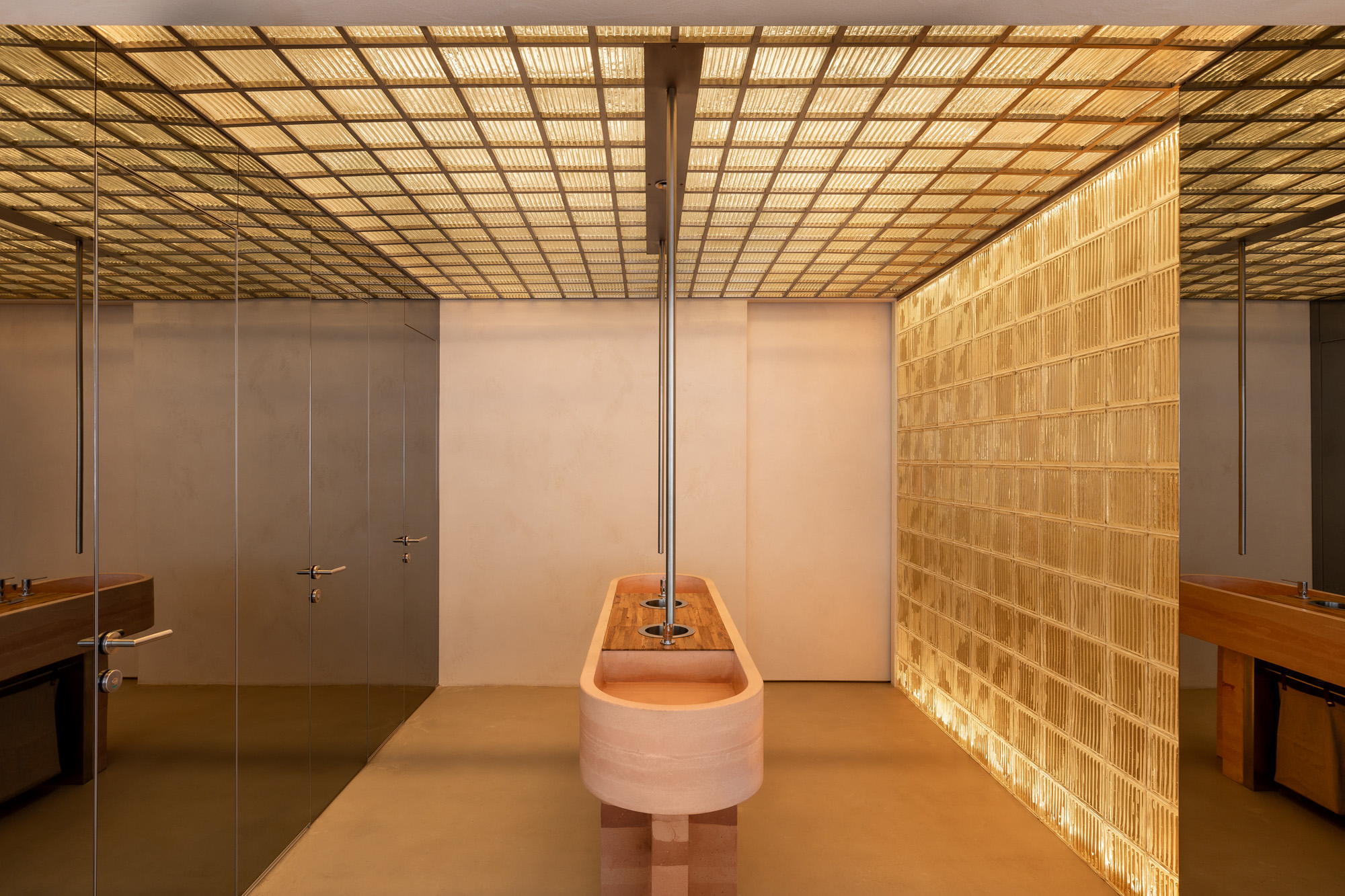 柳博夫与柳迪丨乌克兰-32