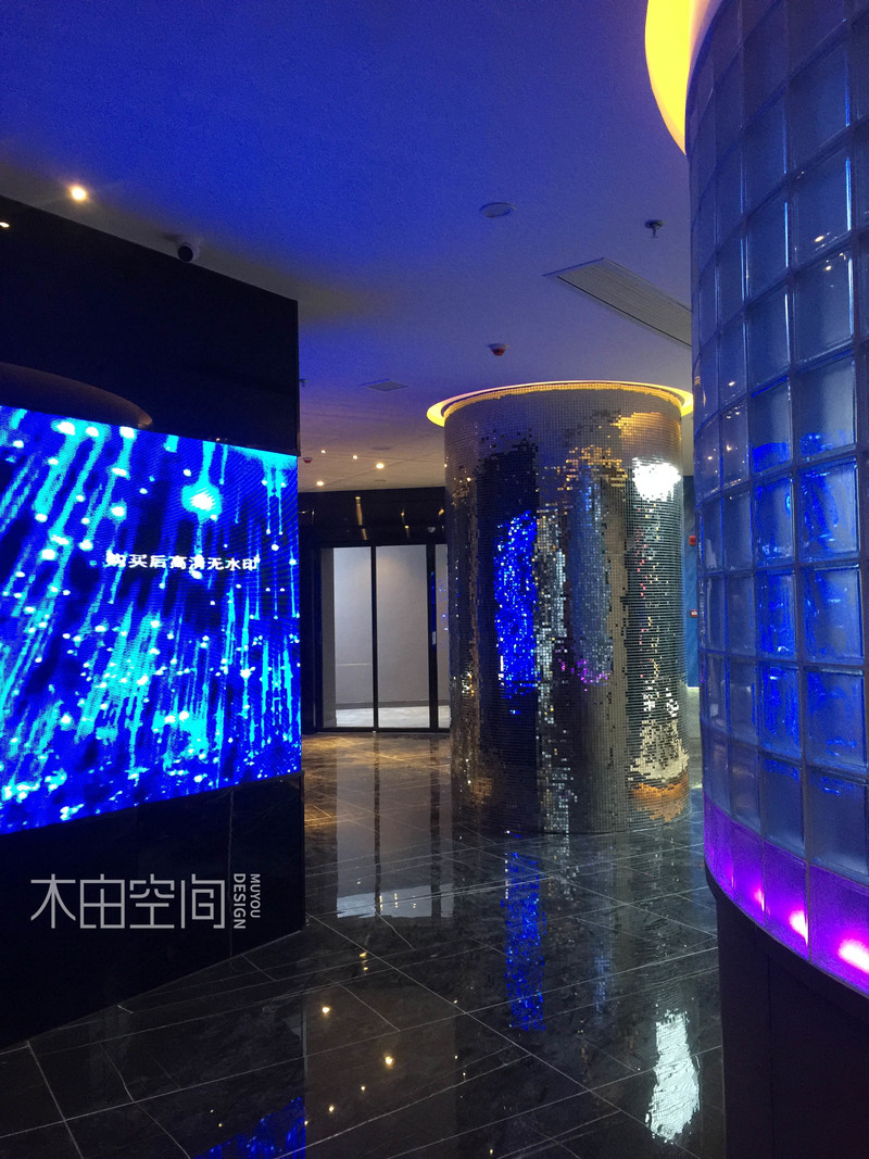 科技风格休闲会所-8