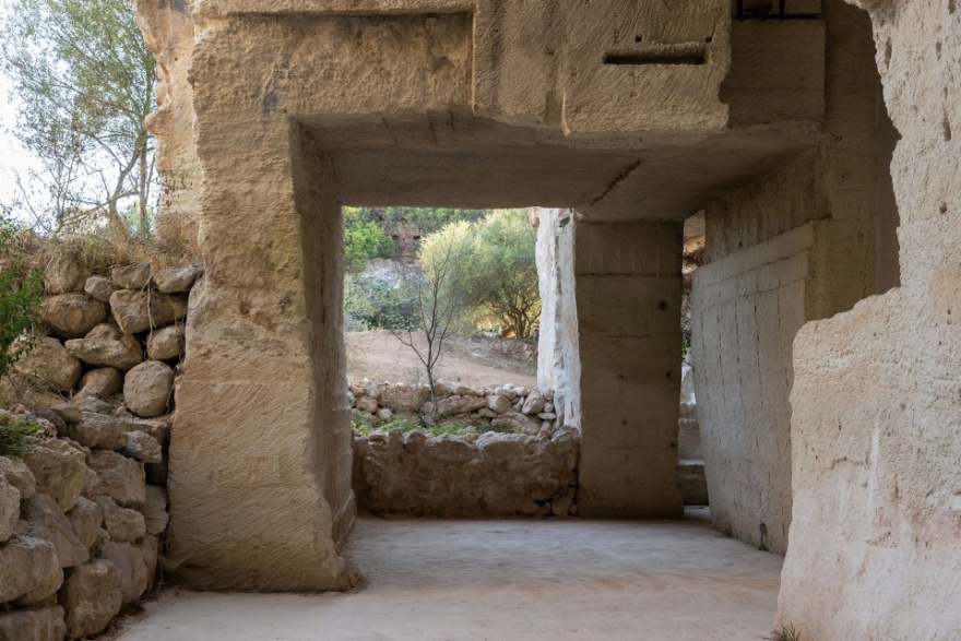 大地之屋 · 反向转译的洞穴住宅丨西班牙-11