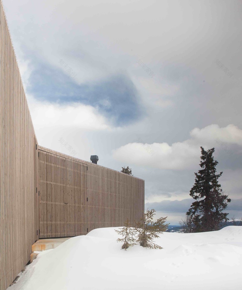 挪威 Kvitfjell 滑雪场上的“冬季景观中的夏季小屋”-46