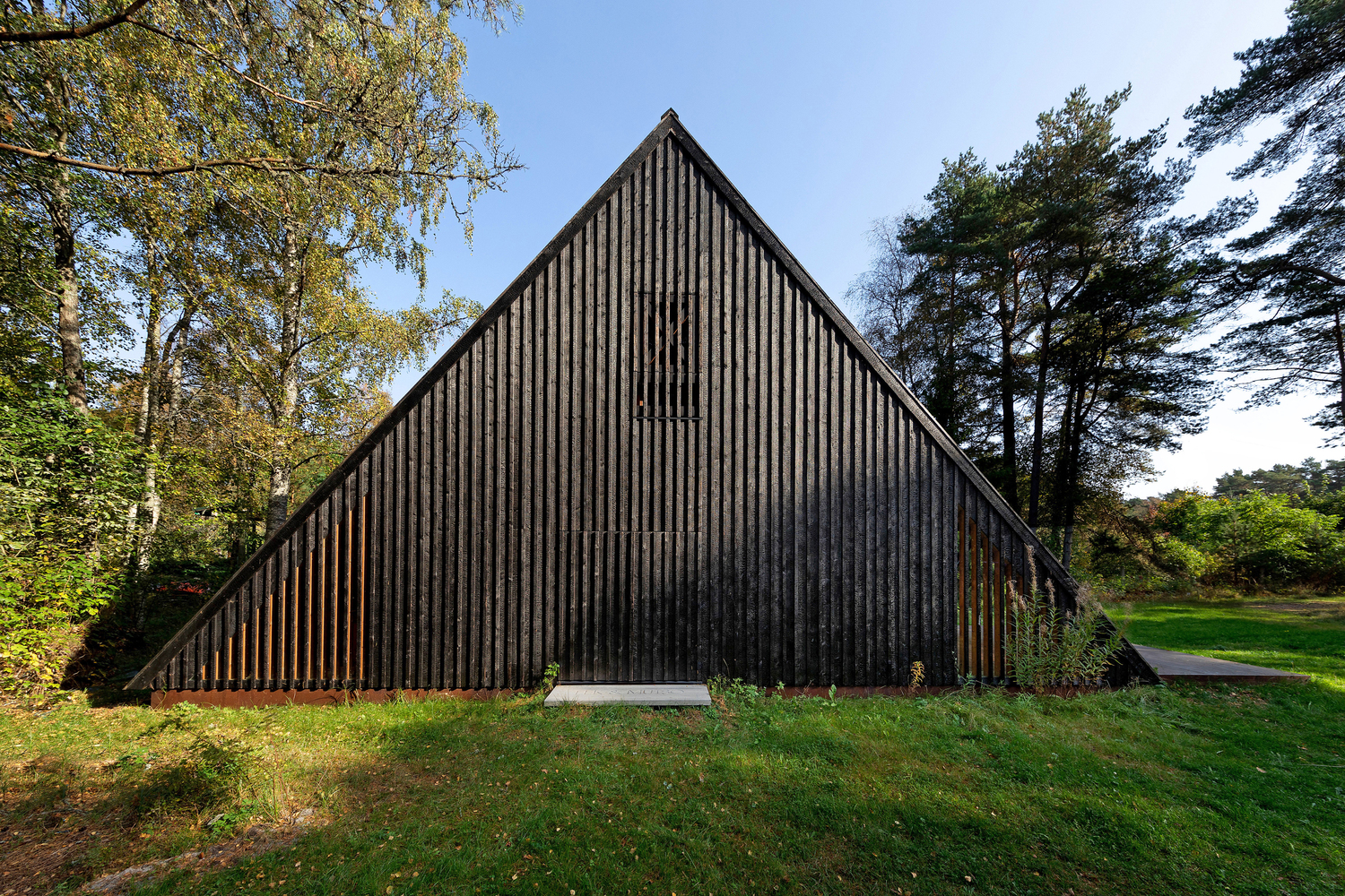 极简木屋设计丨爱沙尼亚丨Arhitektuuribüroo Eek & Mutso-13