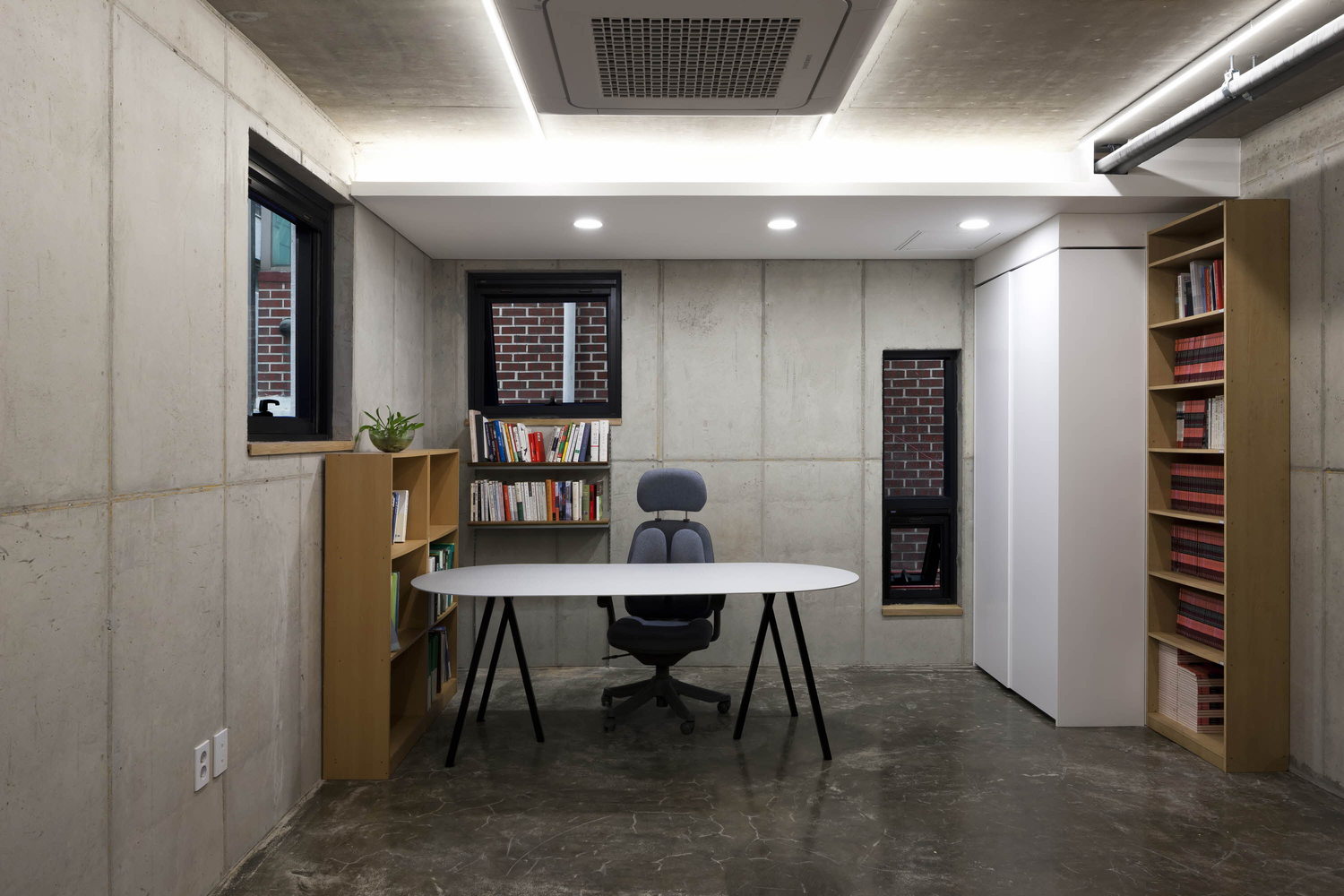 加尔穆里出版社-17