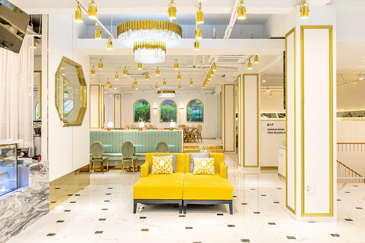 欧洲风情 | 300 平米古典浪漫别墅室内设计-3