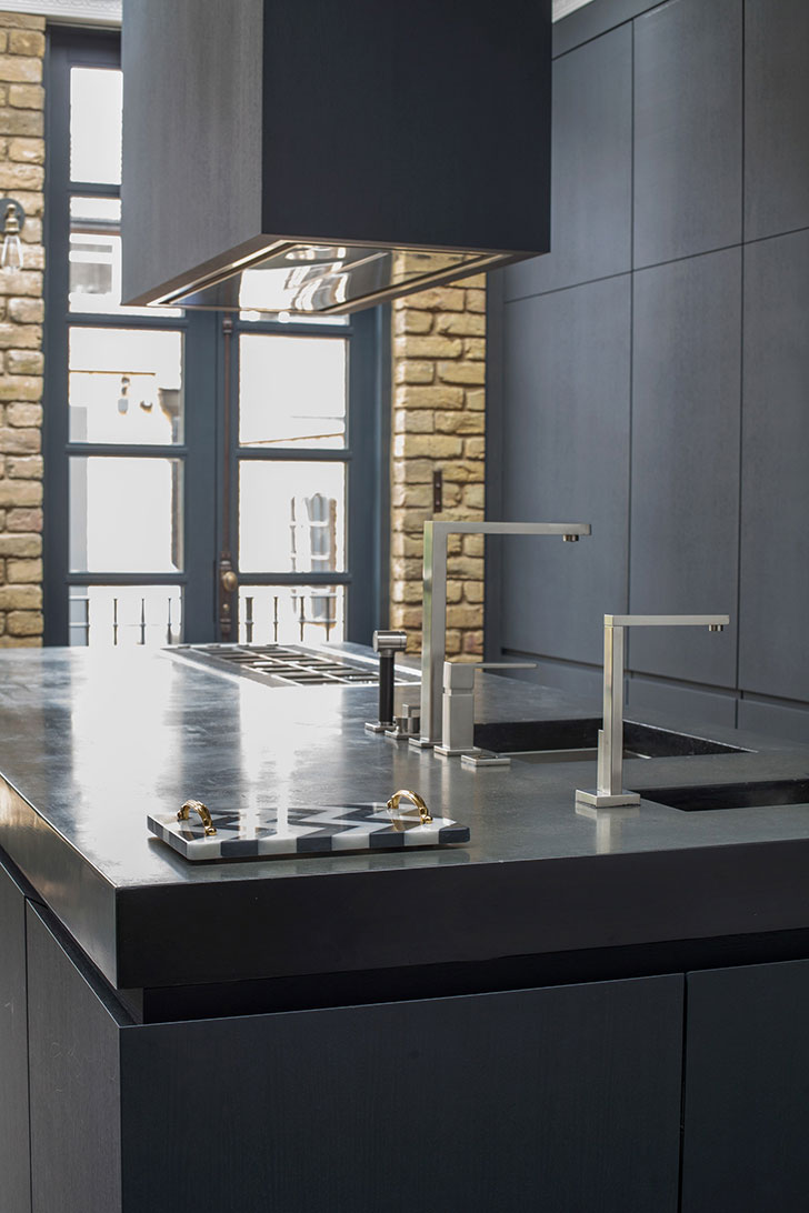 伦敦现代砖墙小屋，英伦风情与潮流元素的完美融合-6