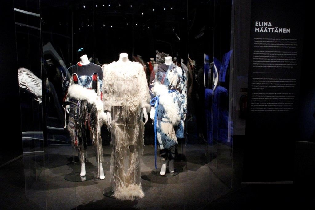 丨Oddbirds与策展人Cay Bond合作-10