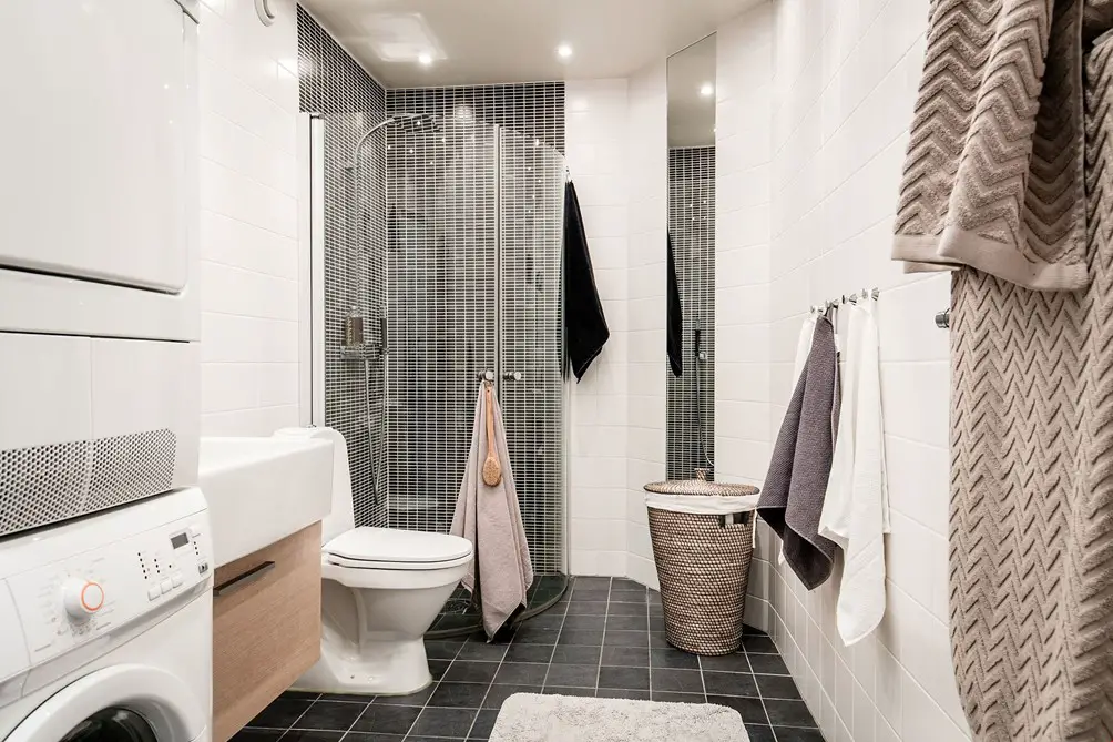 1907 年老建筑的现代重生 | 玻璃与白的完美融合-23