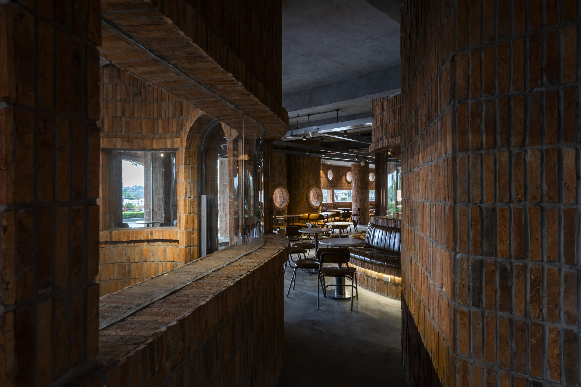 卡蒂纳特西贡宾阳咖啡馆丨越南丨Sawadeesign Studio-29